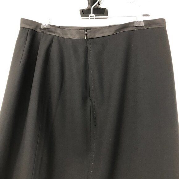 Max Mara Black Wool Knee Length Skirt back slit  size 12 - Picture 11 of 15